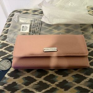 NWT Nautica Blush Pink Women's Money Manager Wallet with RFID protection